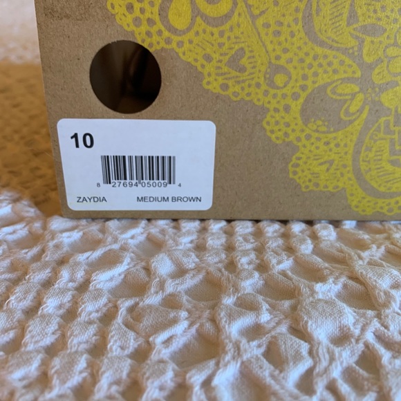 Size 10 — Brown Open-Toe Heels (never worn) - Picture 4 of 4